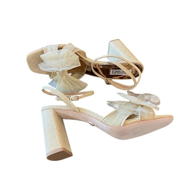 Badgley Mischika Tess Block Heel With Poof Bow Platino Evening Formal NEW  9.5 - Picture 8 of 10